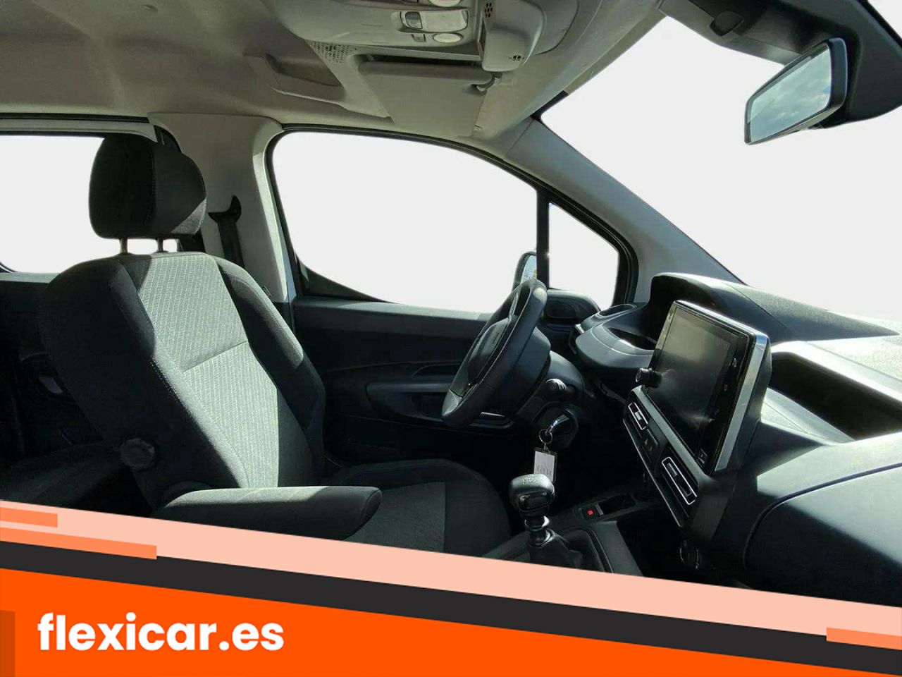 Foto Peugeot Rifter 13
