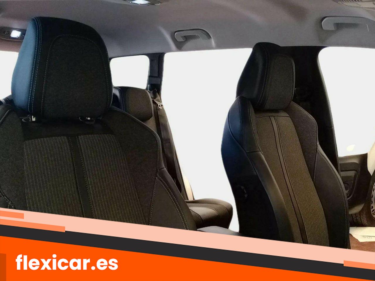Foto Peugeot 5008 12