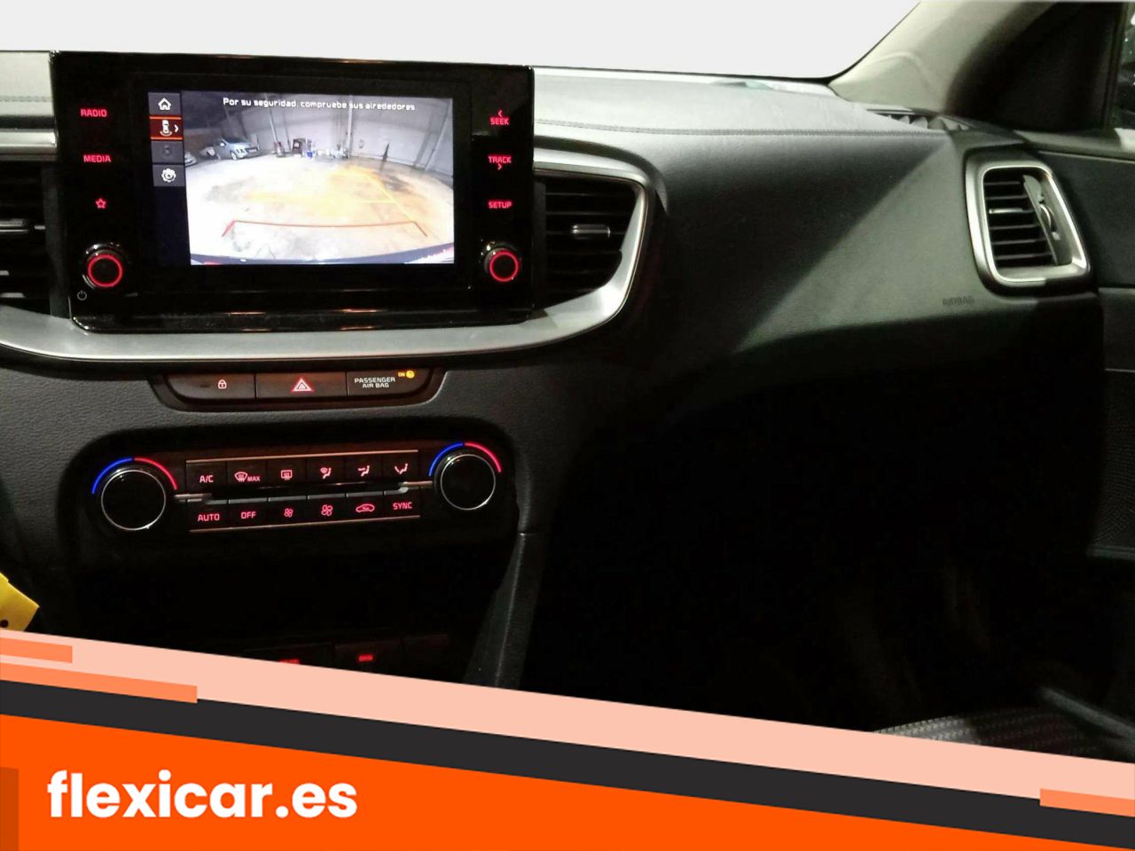 Foto Kia XCeed 13