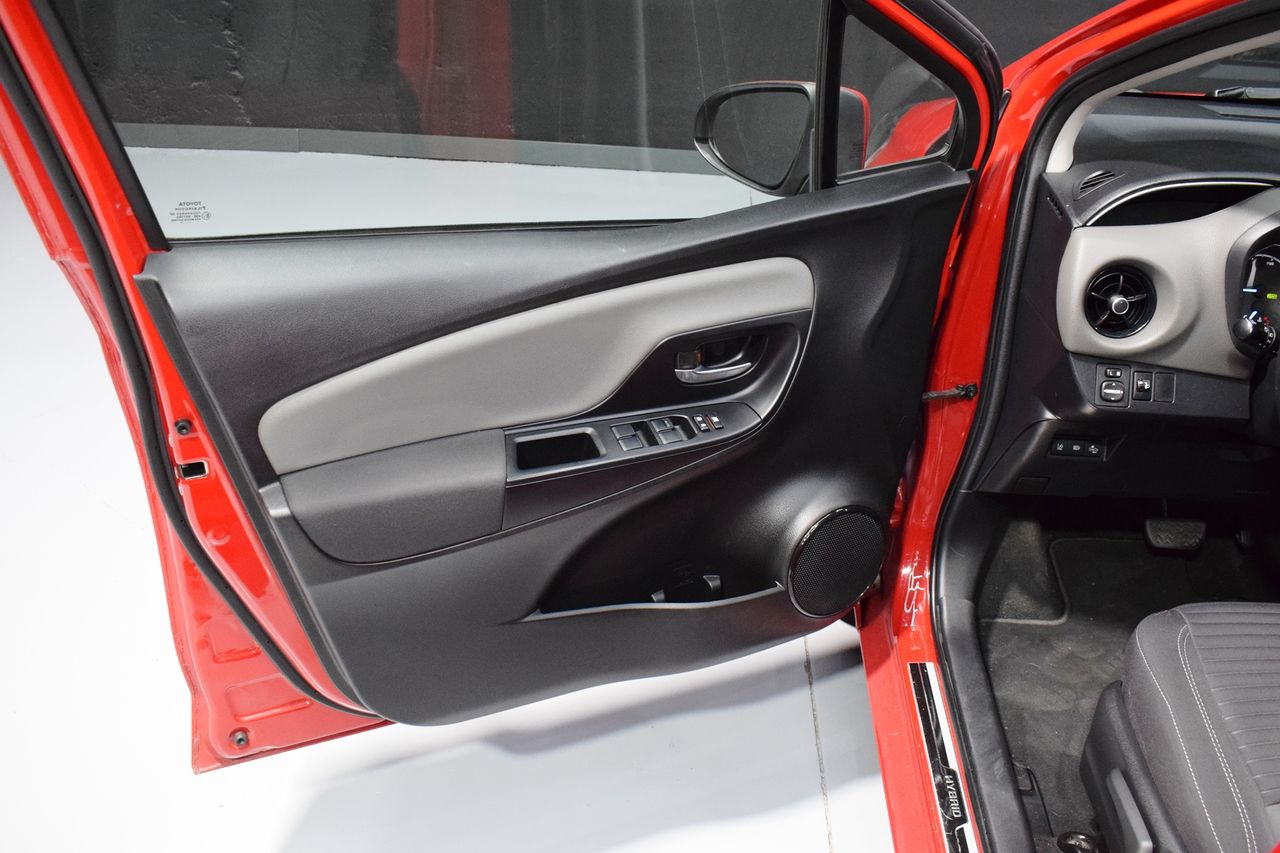 Foto Toyota Yaris 15