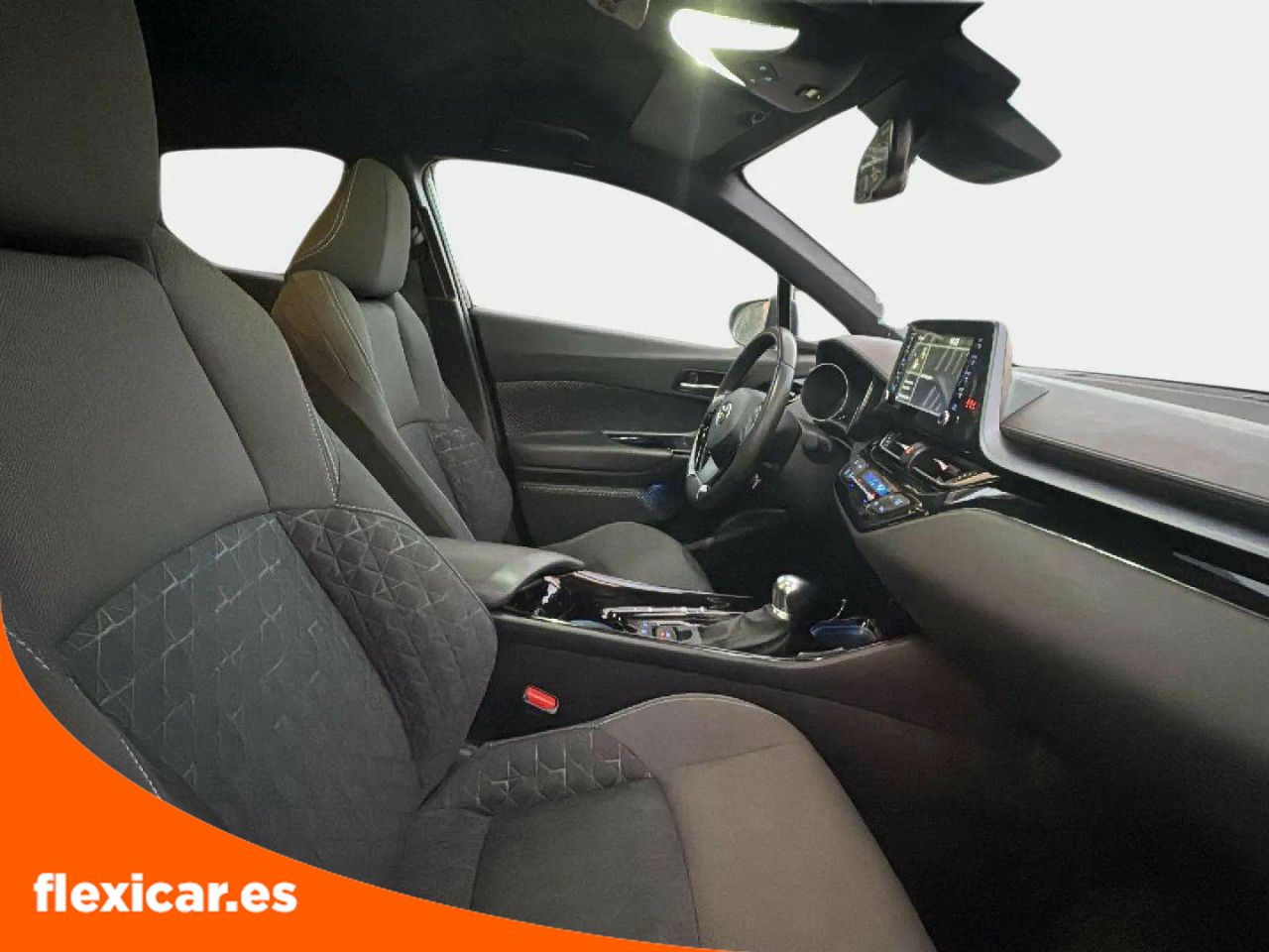Foto Toyota C-HR 10