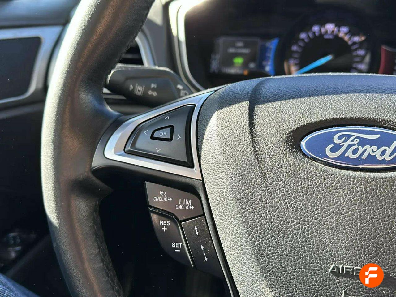 Foto Ford Mondeo 19