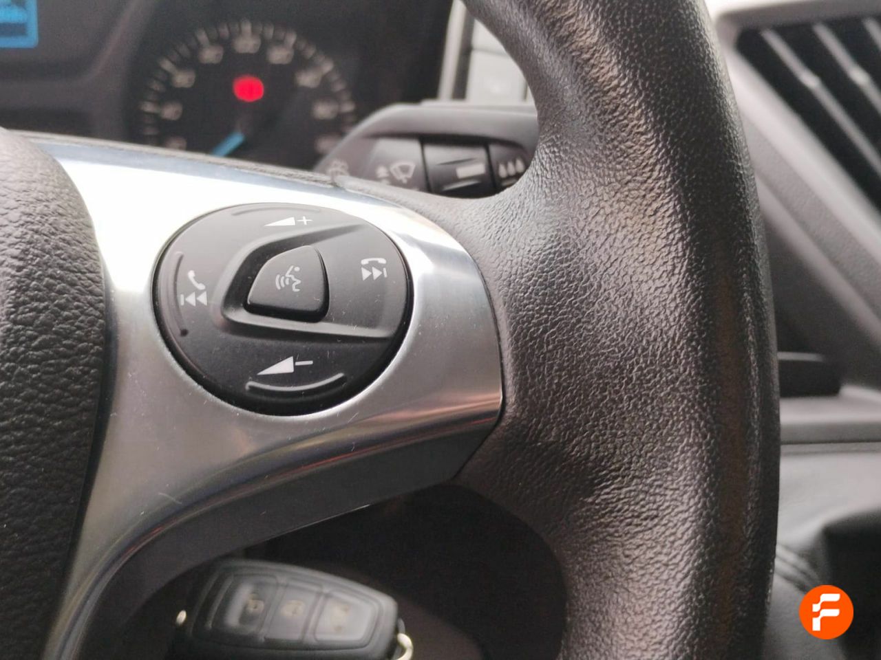 Foto Ford Tourneo Custom 14