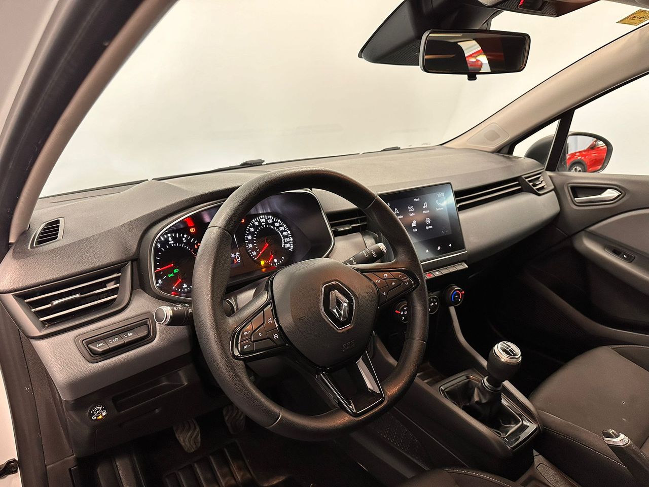 Foto Renault Clio 27