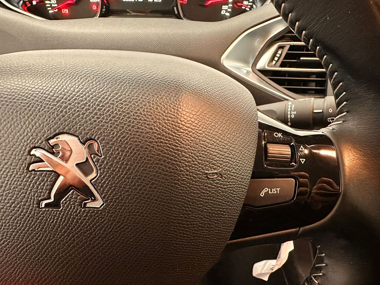 Foto Peugeot 308 19