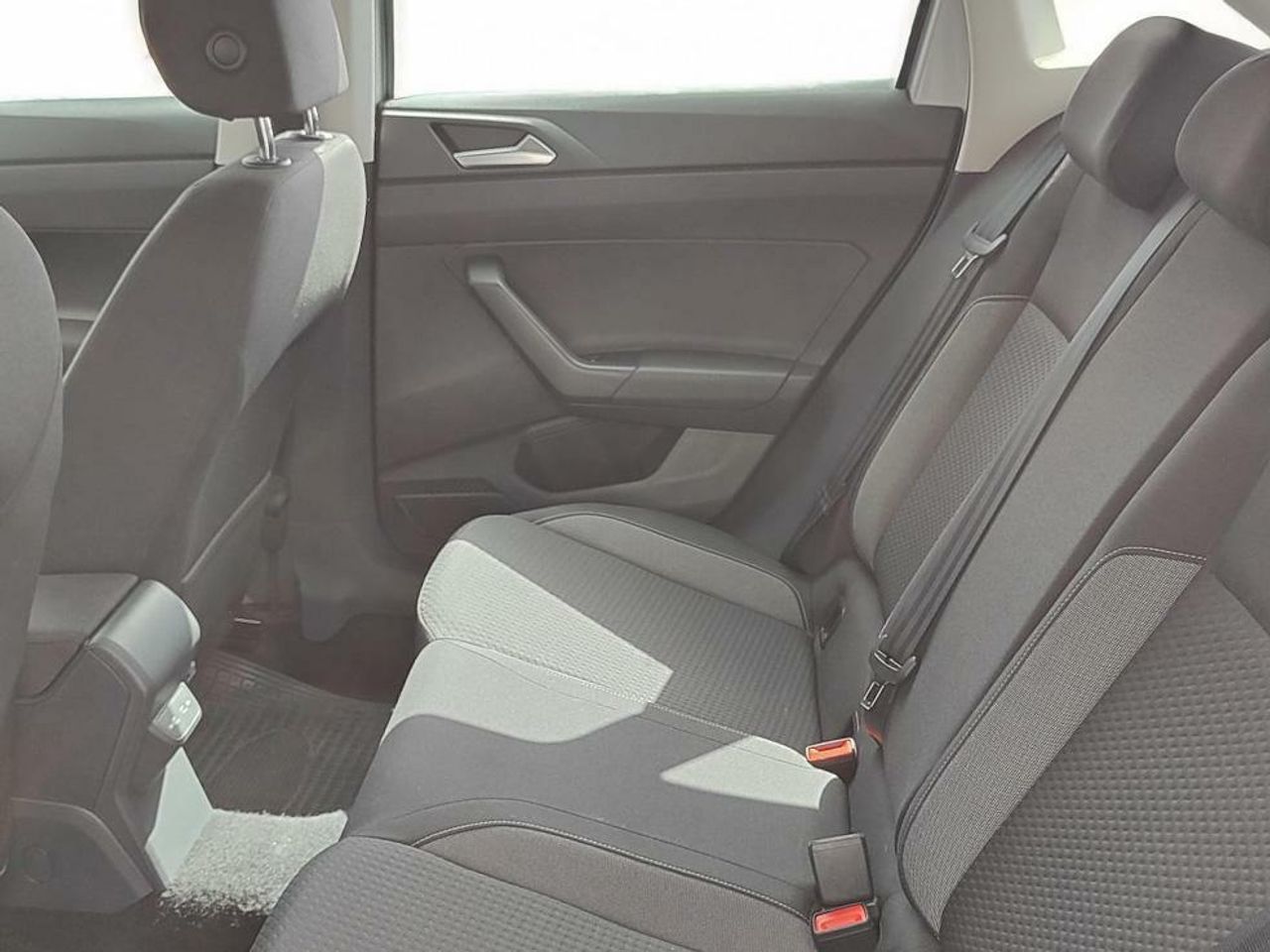 Foto Volkswagen Taigo 15