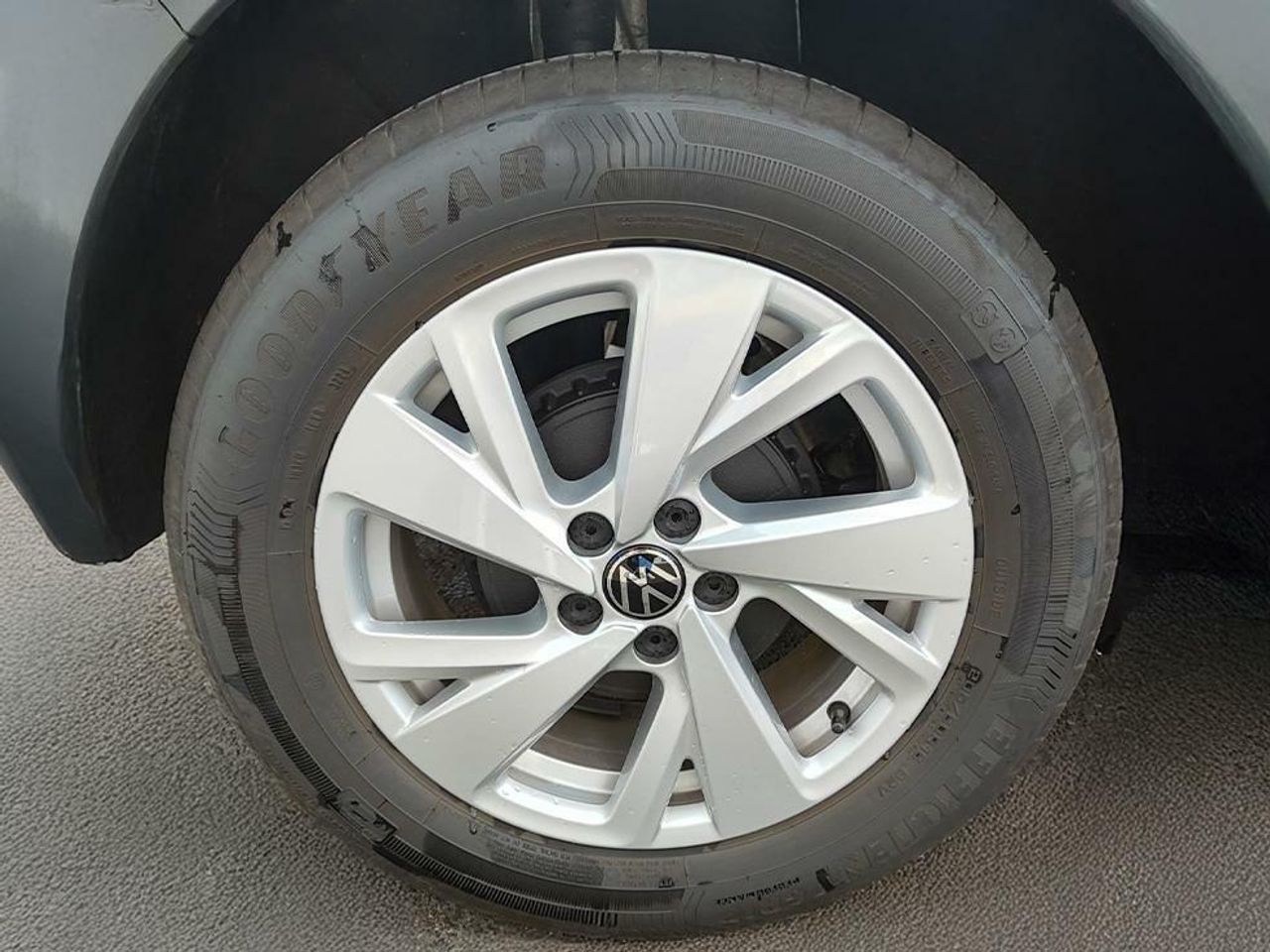 Foto Volkswagen Taigo 16