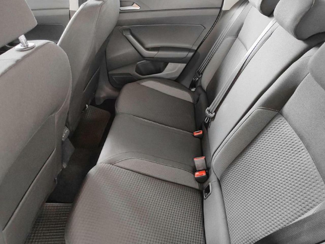 Foto Volkswagen Polo 14