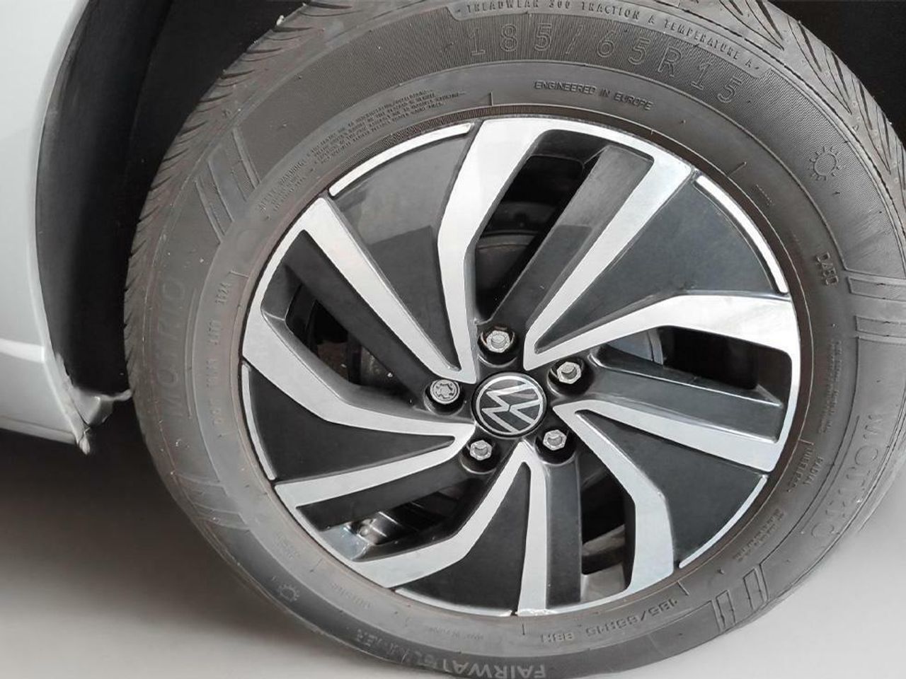Foto Volkswagen Polo 16