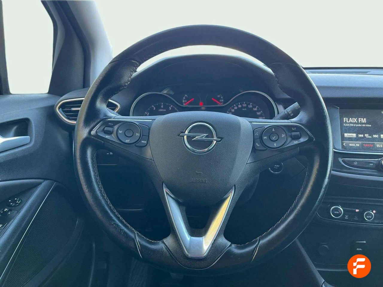 Foto Opel Crossland X 8