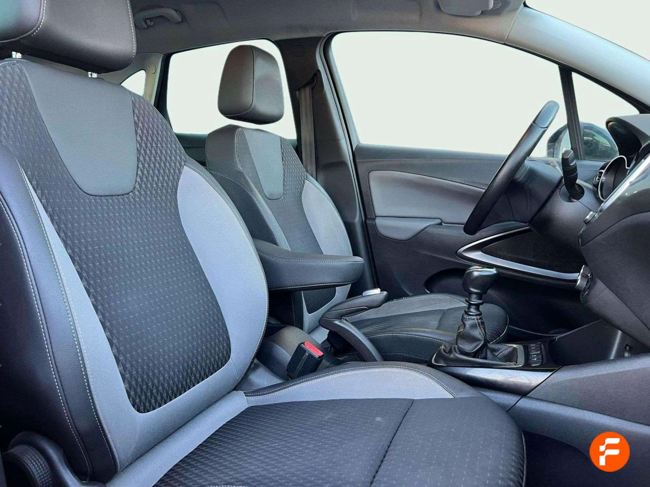 Foto Opel Crossland X 15