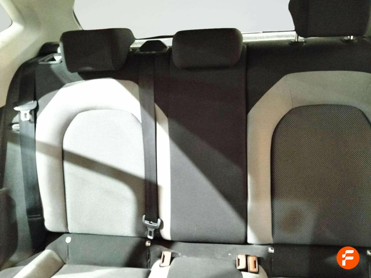 Foto Seat Ibiza 15
