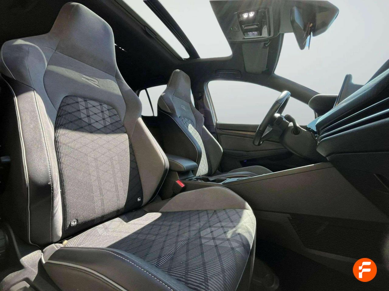Foto Volkswagen Golf 11