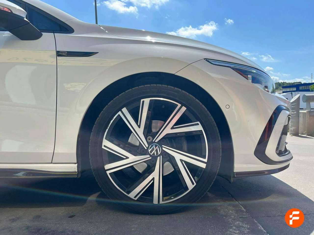 Foto Volkswagen Golf 27