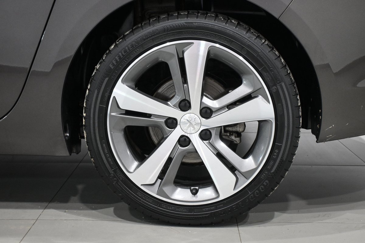Foto Peugeot 308 SW 36