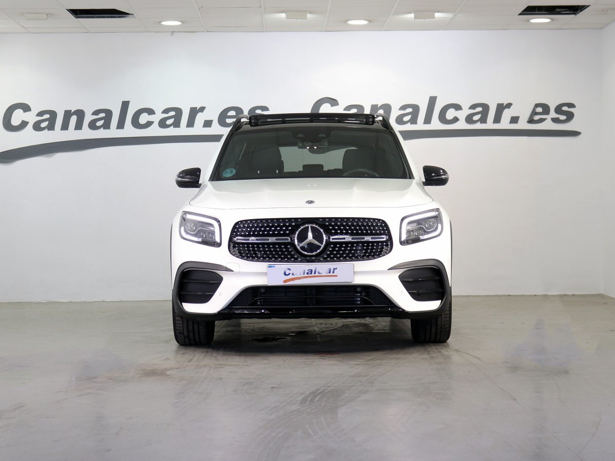 Foto Mercedes-Benz Clase GLB 2