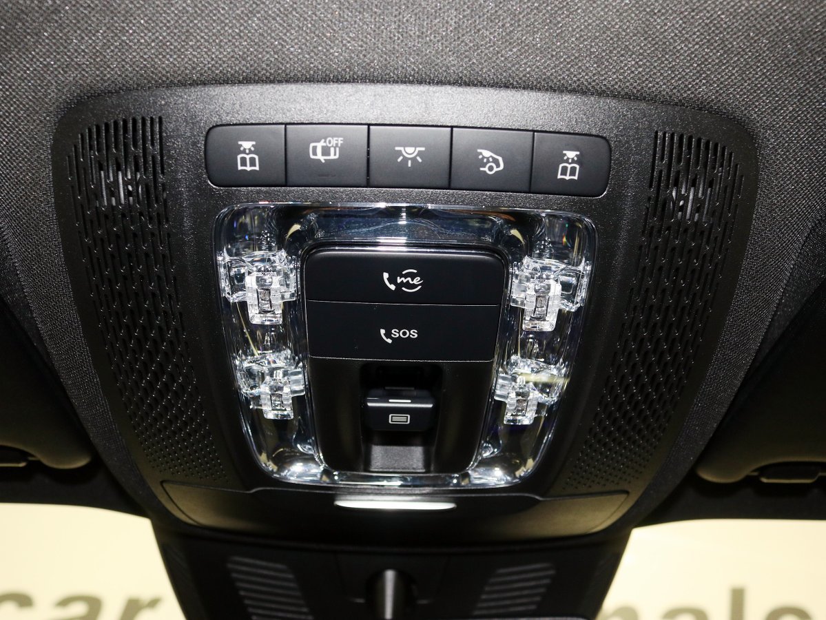 Foto Mercedes-Benz Clase GLB 27