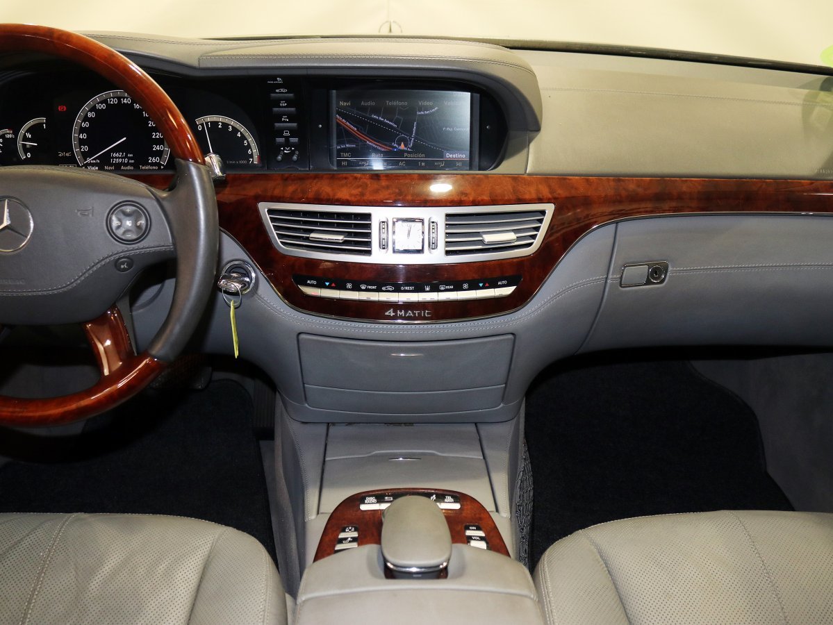 Foto Mercedes-Benz Clase S 24