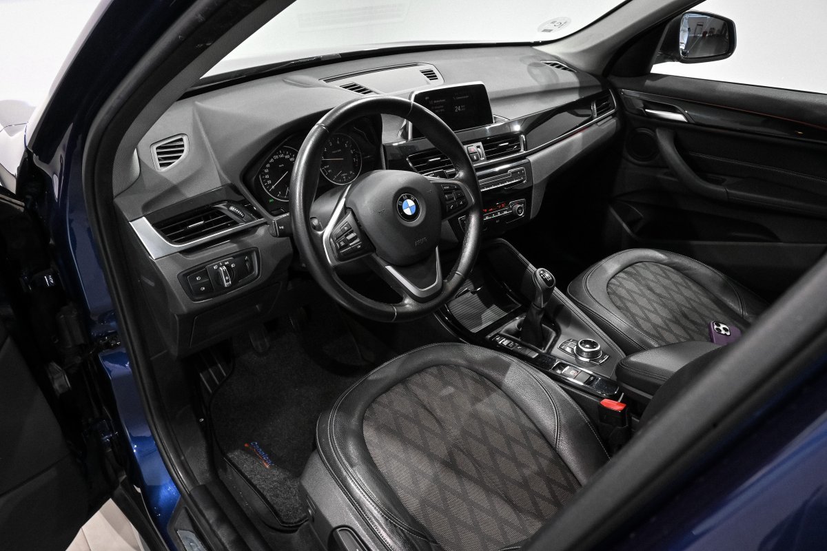 Foto BMW X1 9