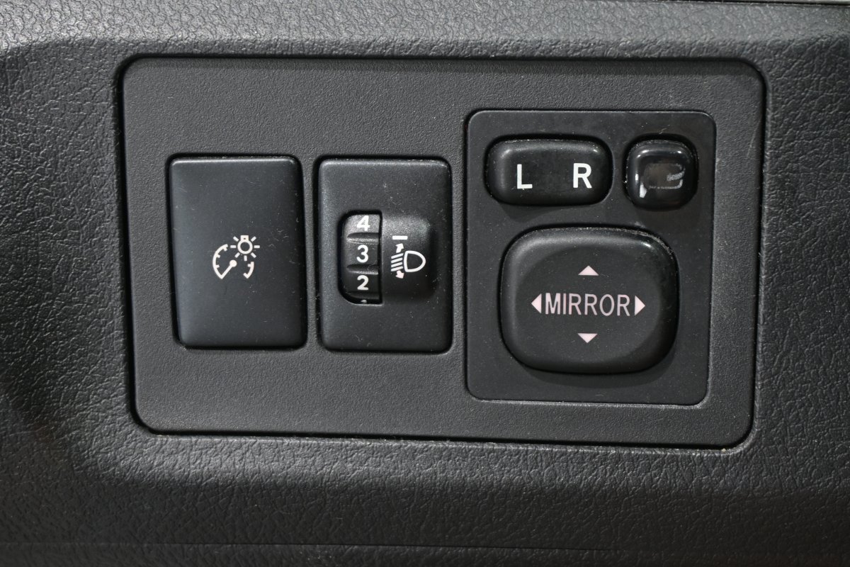 Foto Toyota Corolla Verso 28