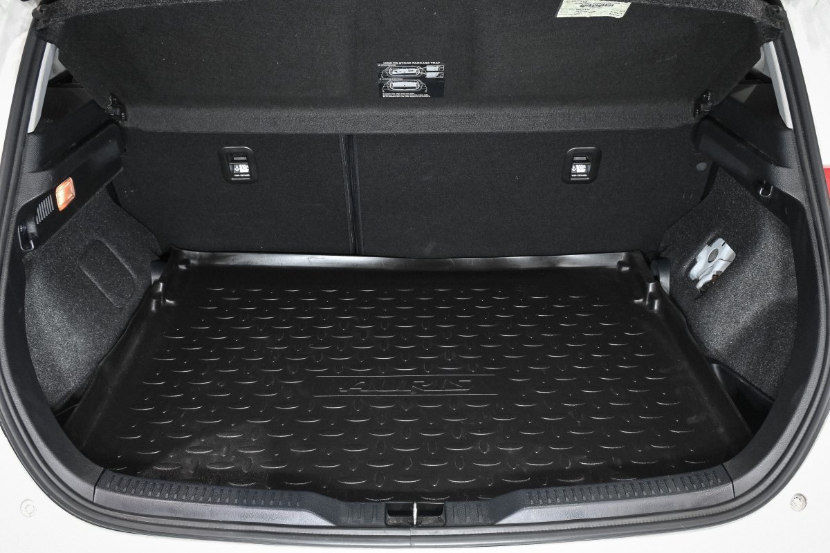 Foto Toyota Auris 8