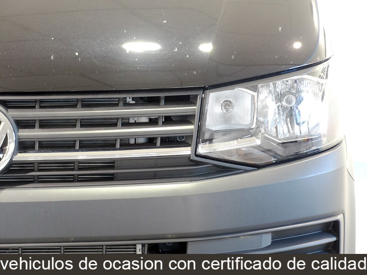 Foto Volkswagen Caravelle 11
