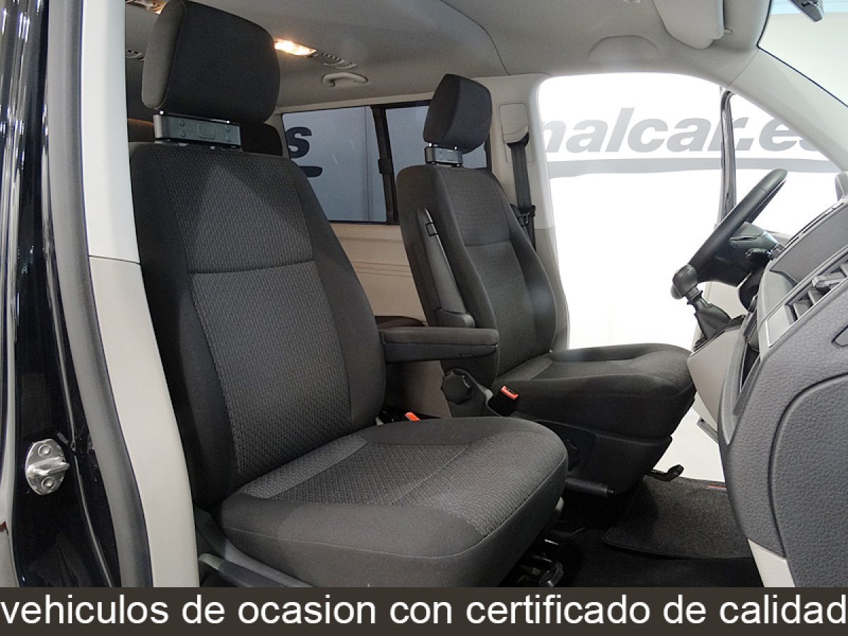Foto Volkswagen Caravelle 18
