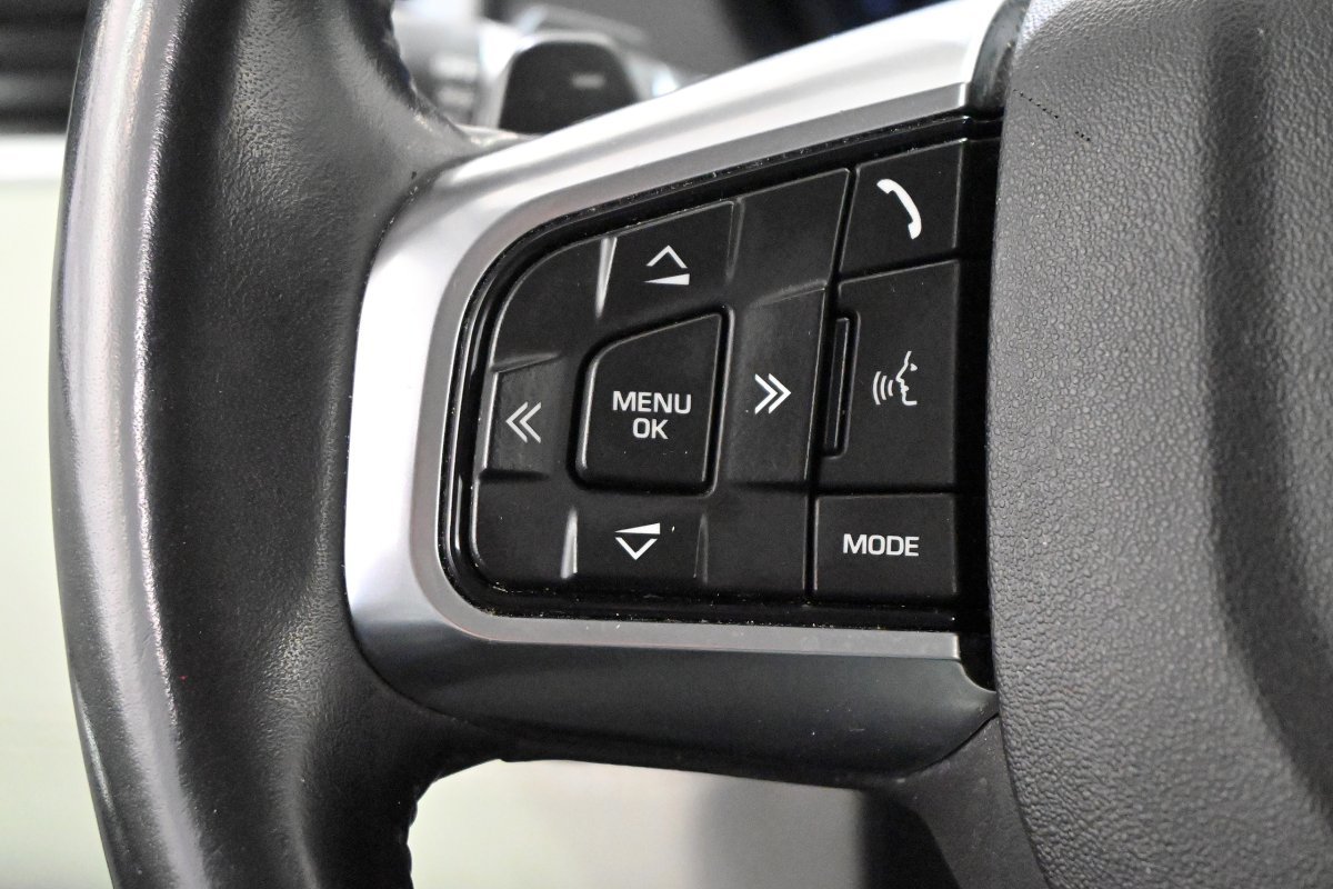 Foto Land-Rover Discovery Sport 31
