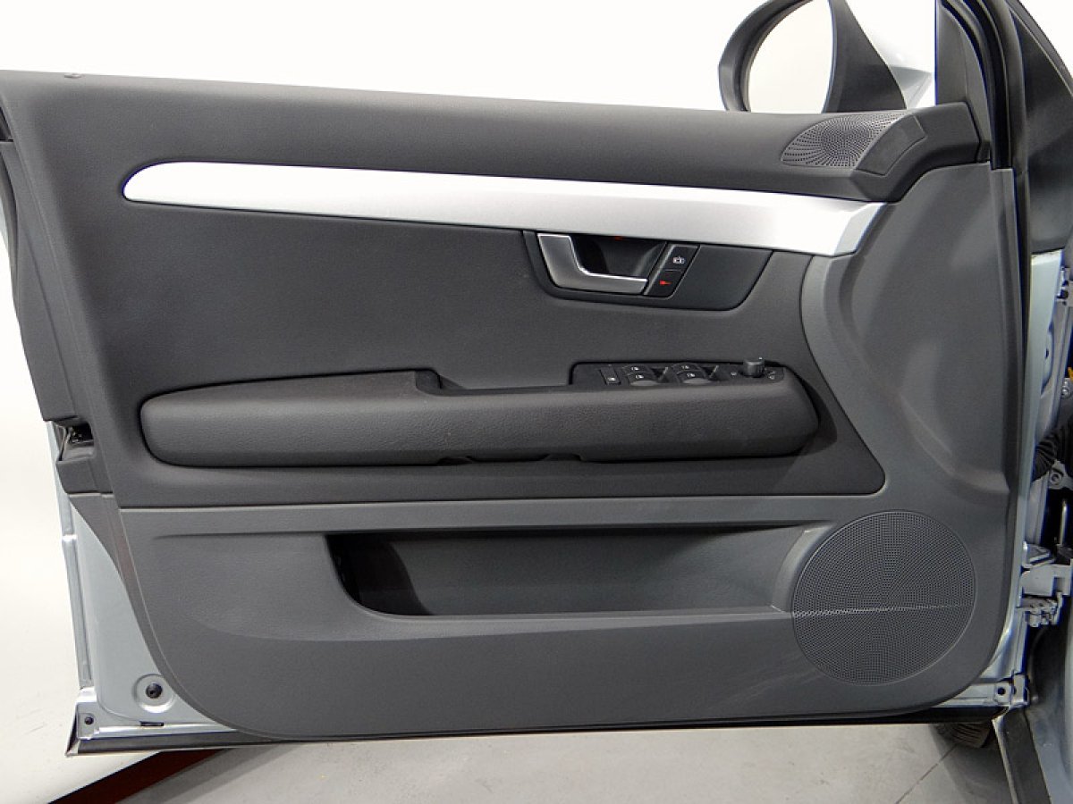 Foto Seat Exeo 26