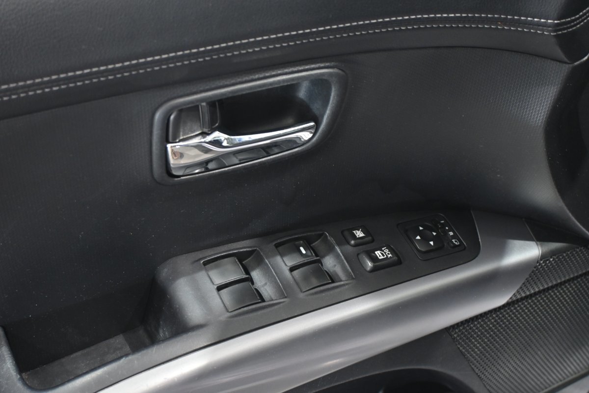 Foto Mitsubishi Outlander 29