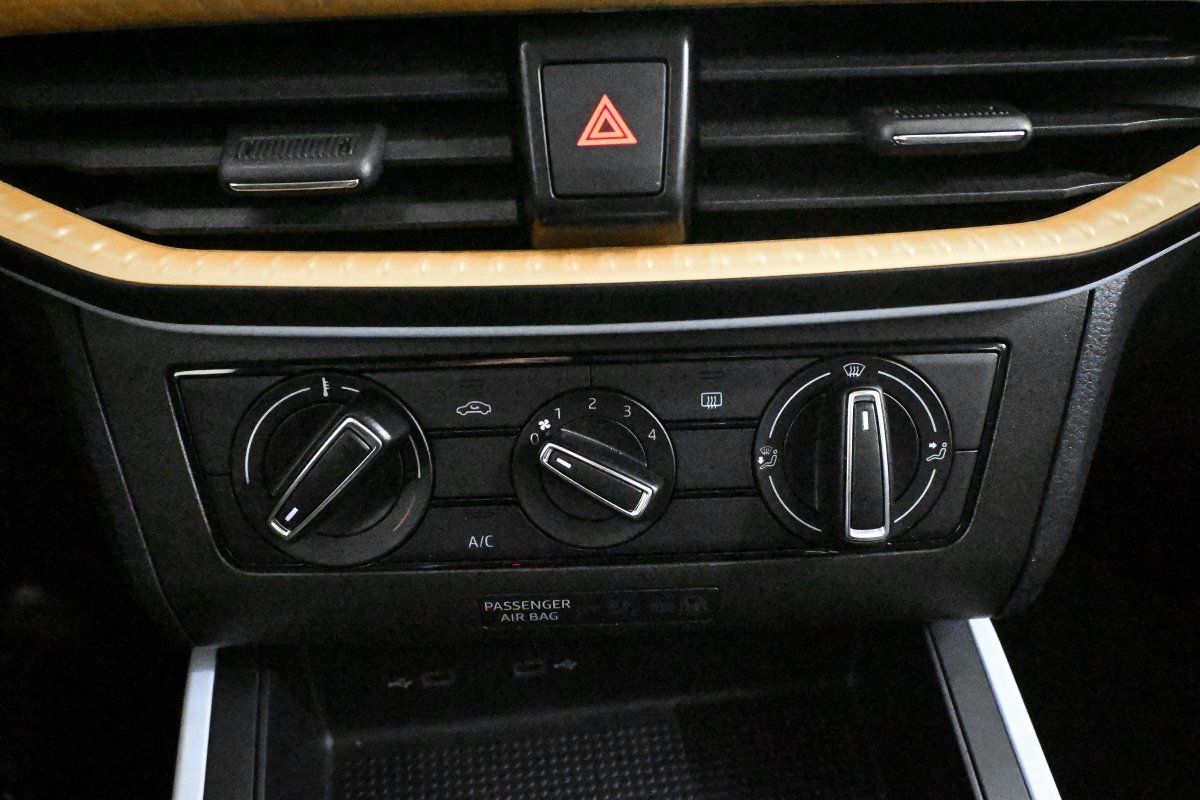 Foto Seat Arona 17