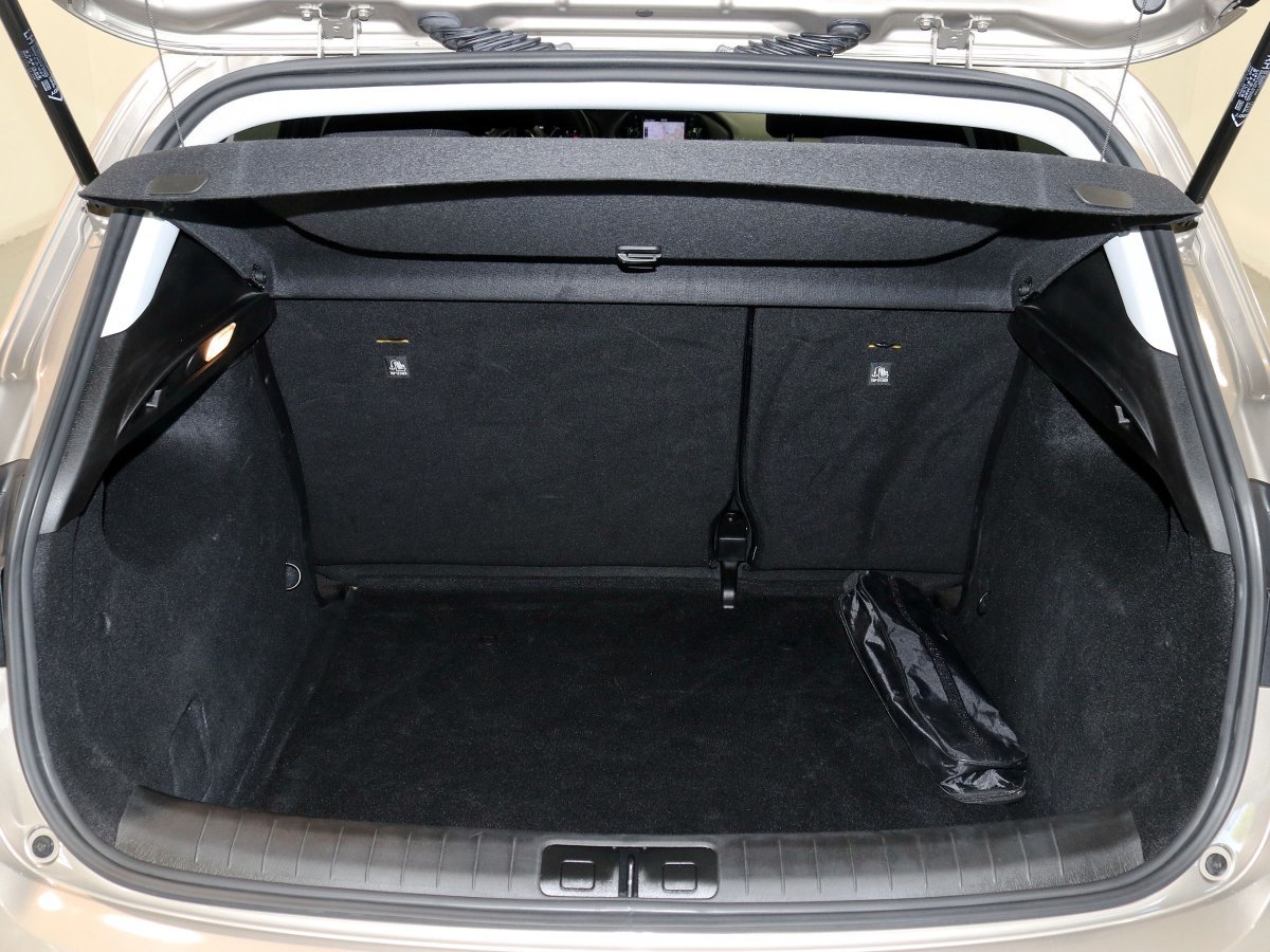 Foto Fiat Tipo 8