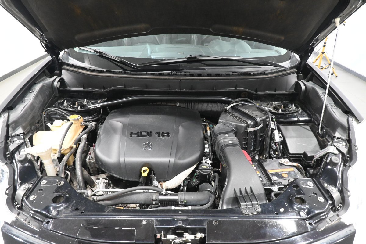 Foto Peugeot 4007 7
