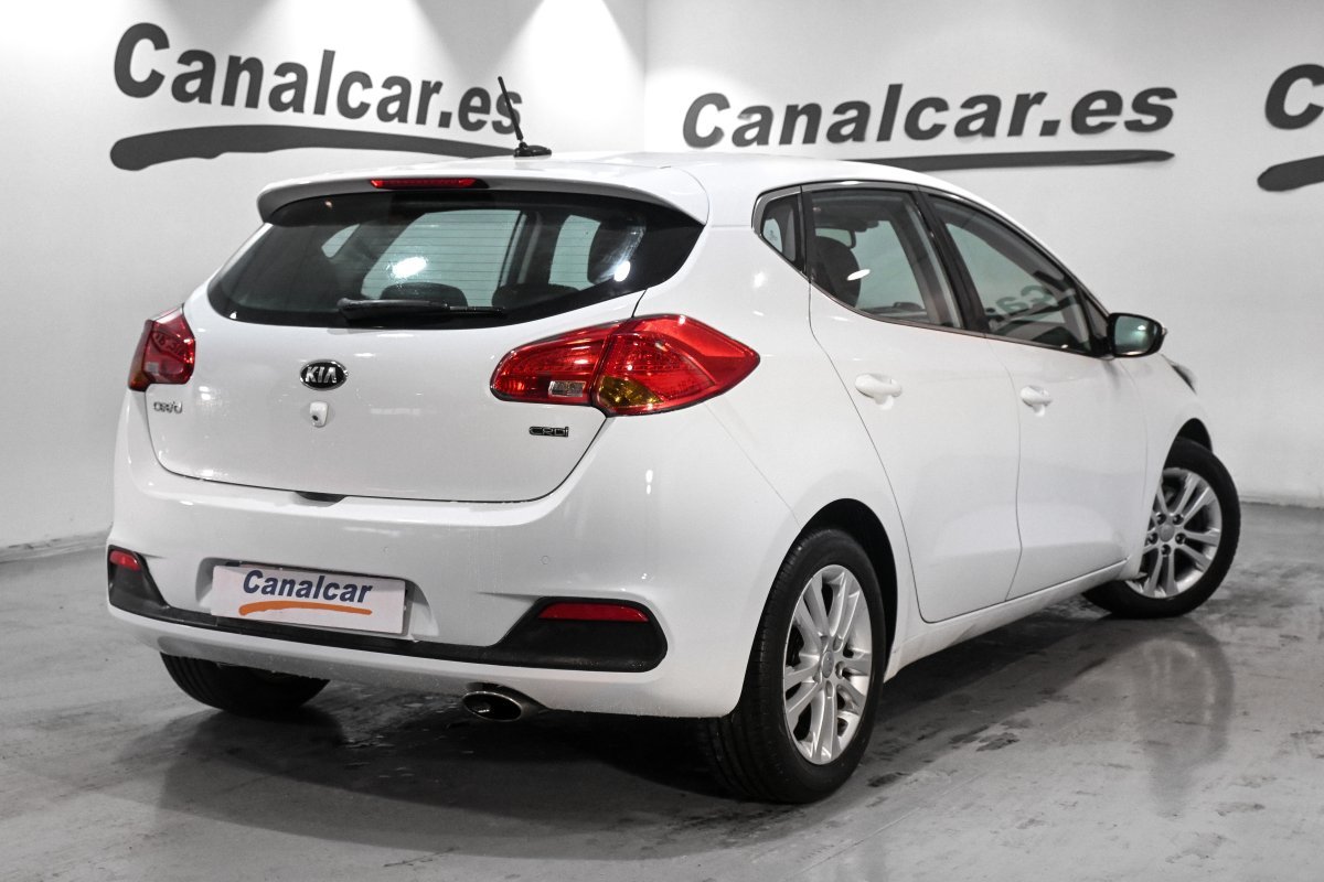 Foto Kia Ceed 4