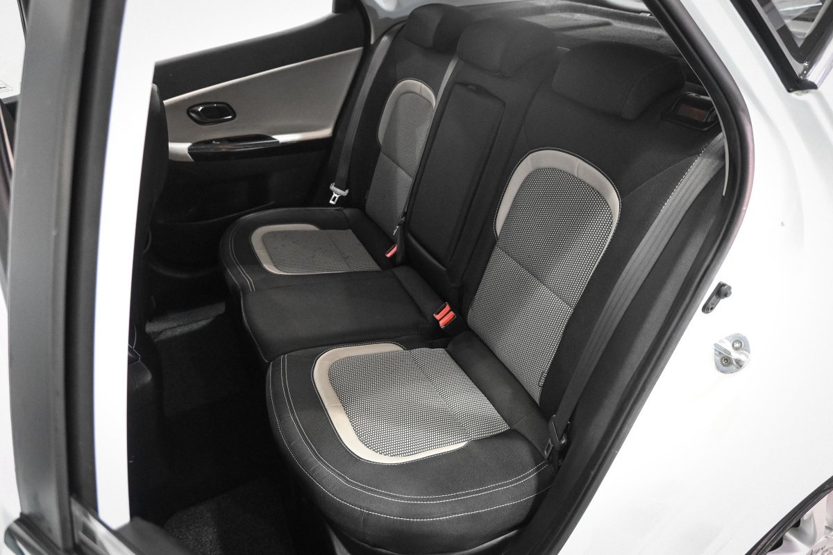 Foto Kia Ceed 10