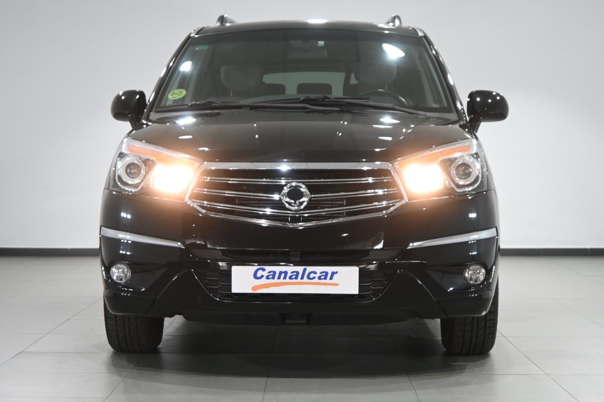 Foto SsangYong Rodius 2