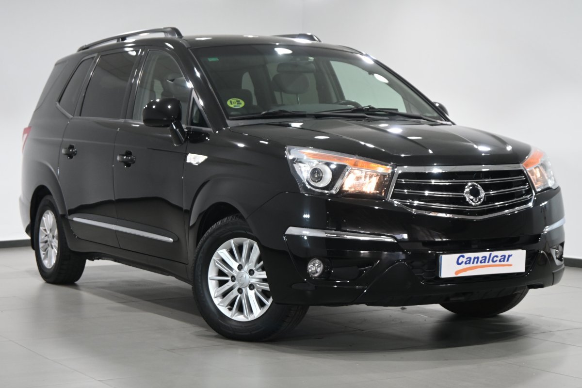 Foto SsangYong Rodius 3