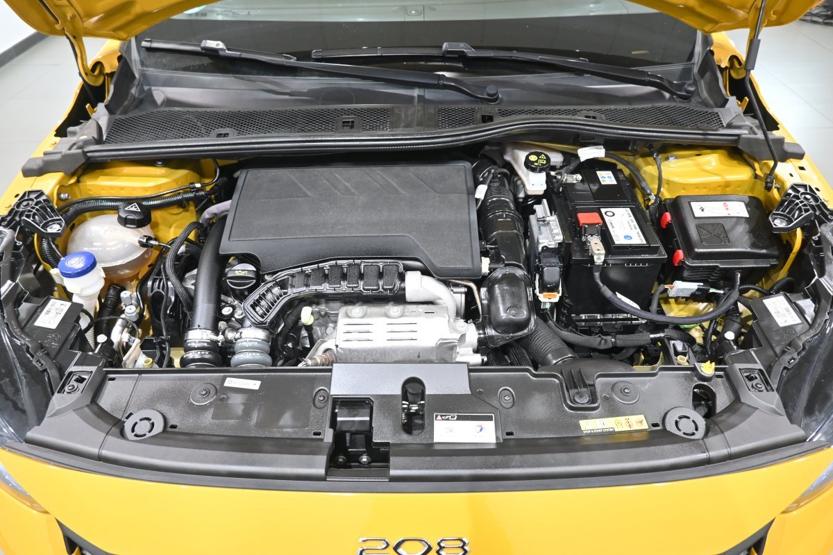Foto Peugeot 208 7