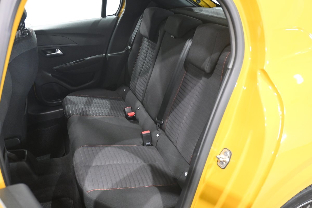 Foto Peugeot 208 11