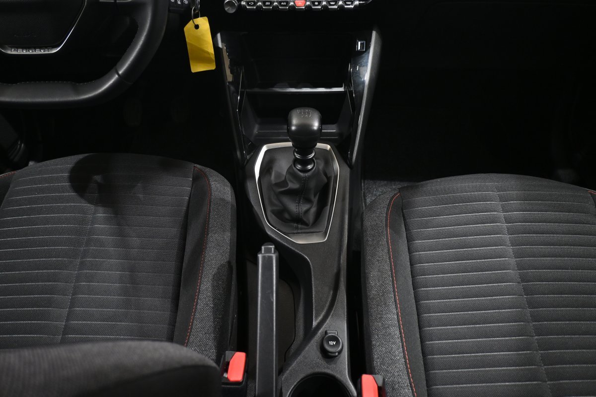 Foto Peugeot 208 19
