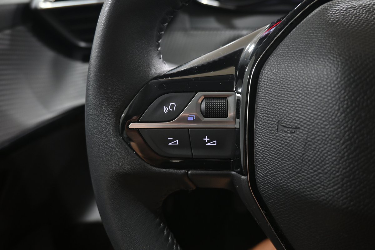 Foto Peugeot 208 20