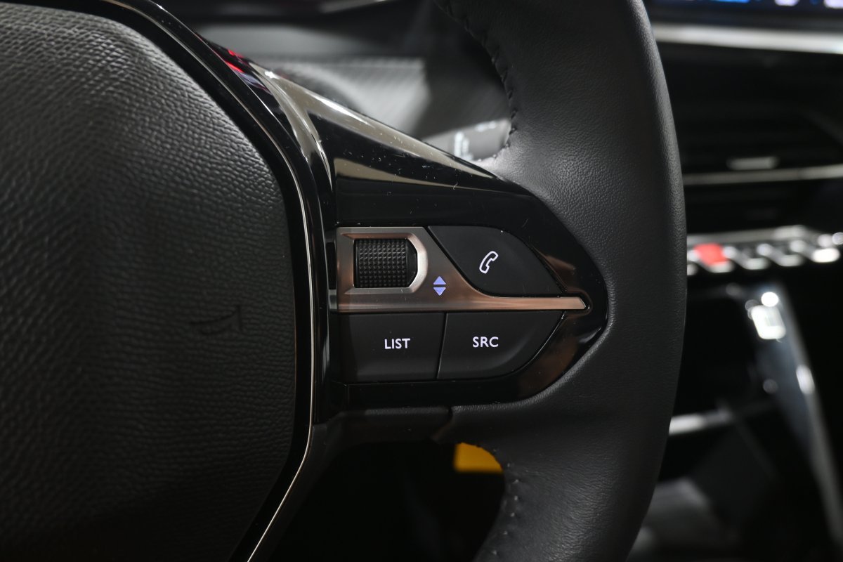 Foto Peugeot 208 21