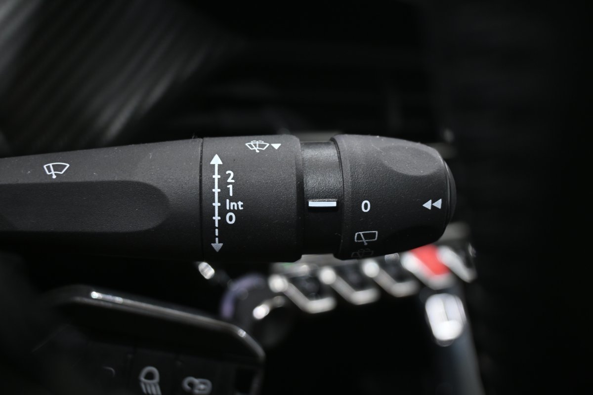 Foto Peugeot 208 24