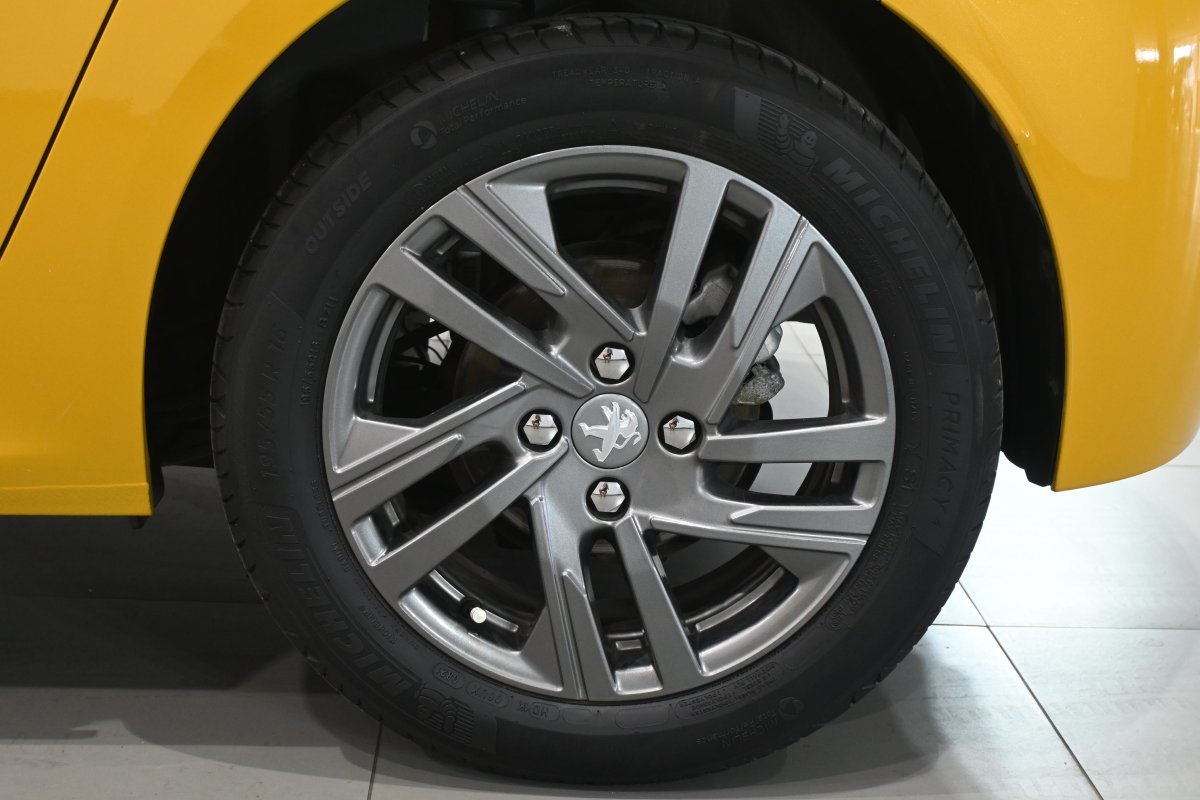 Foto Peugeot 208 27