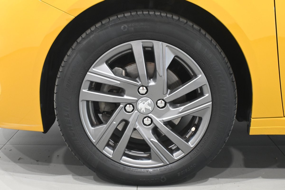 Foto Peugeot 208 28