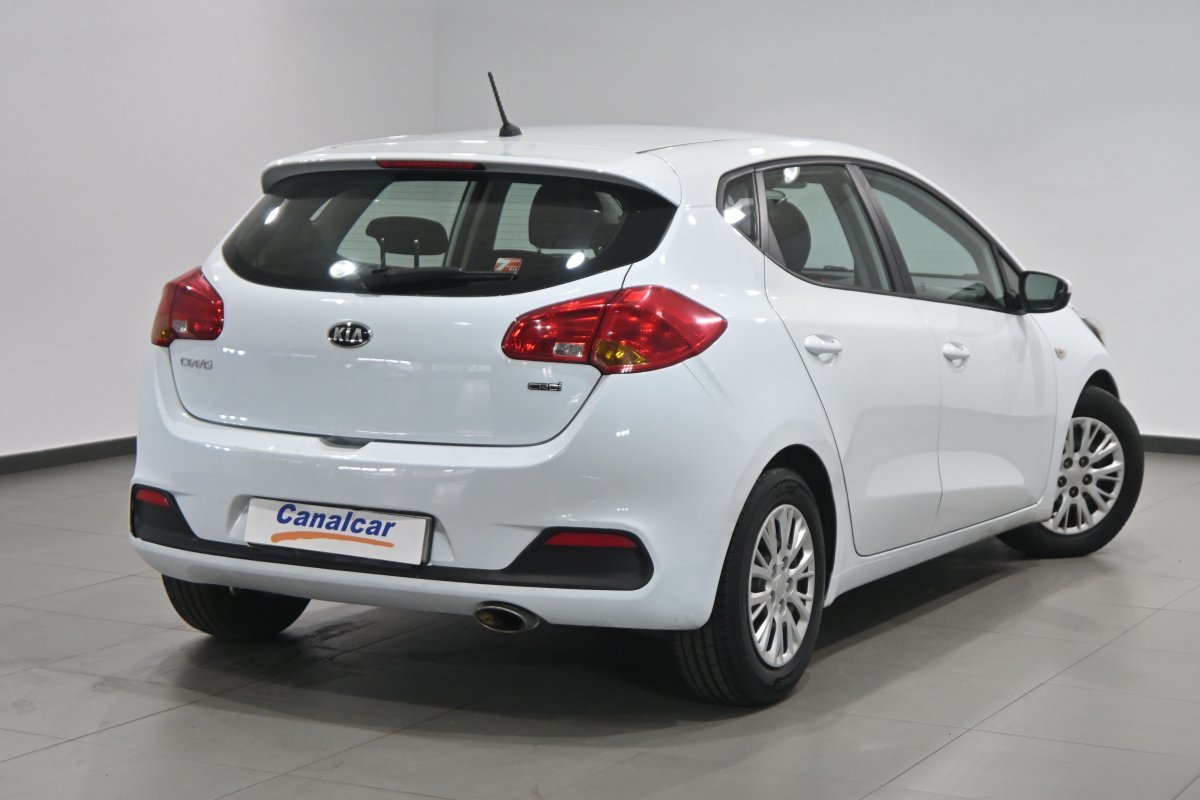 Foto Kia Ceed 4