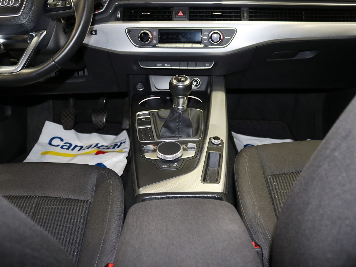 Foto Audi A4 Avant 14