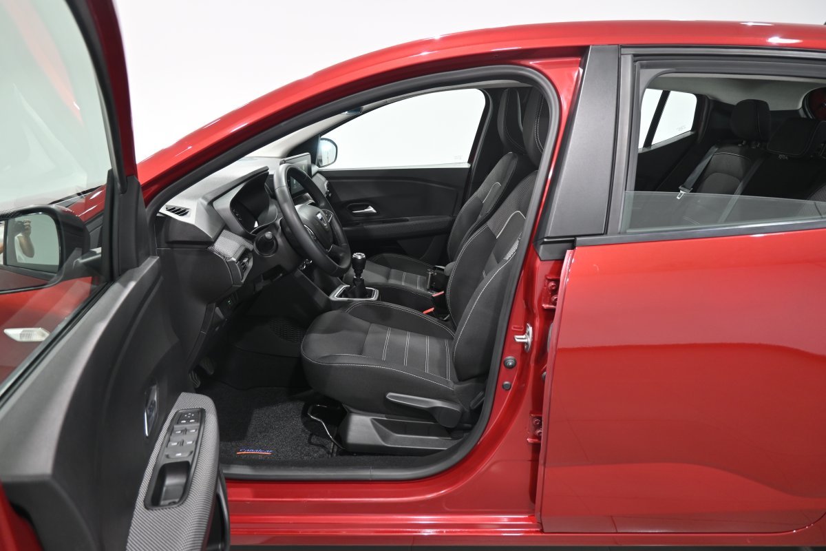 Foto Dacia Sandero 10