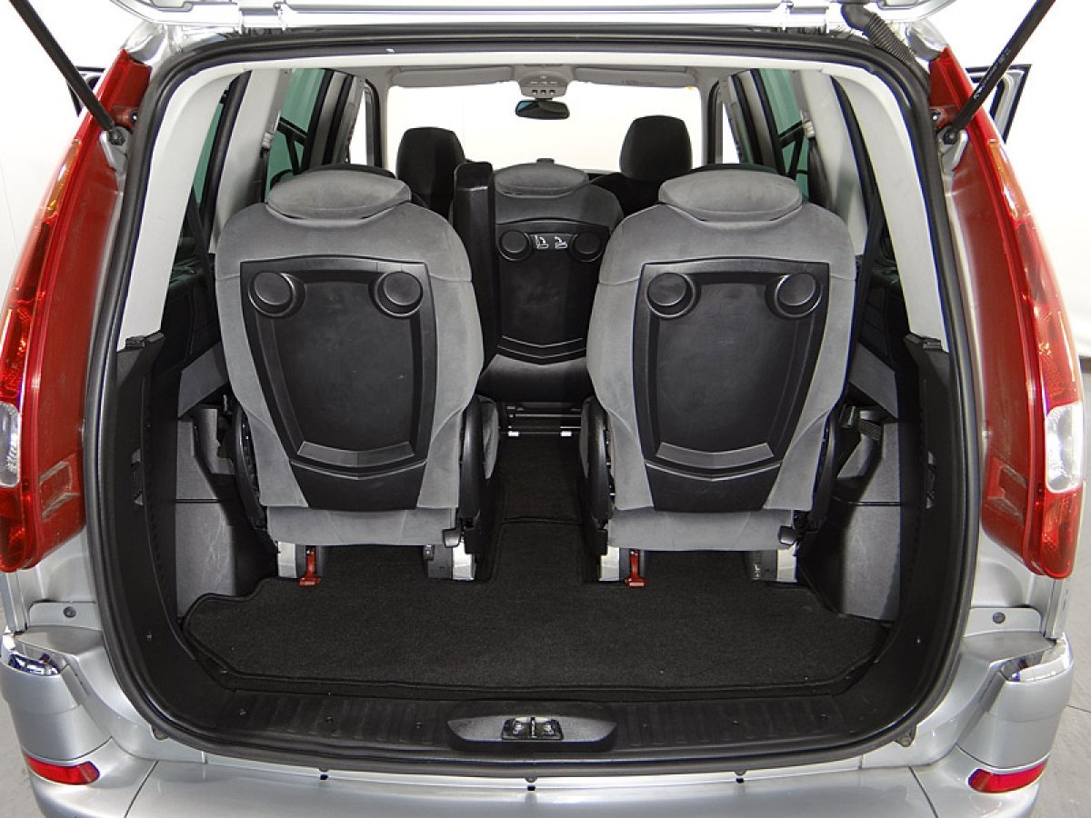 Foto Citroën C8 19