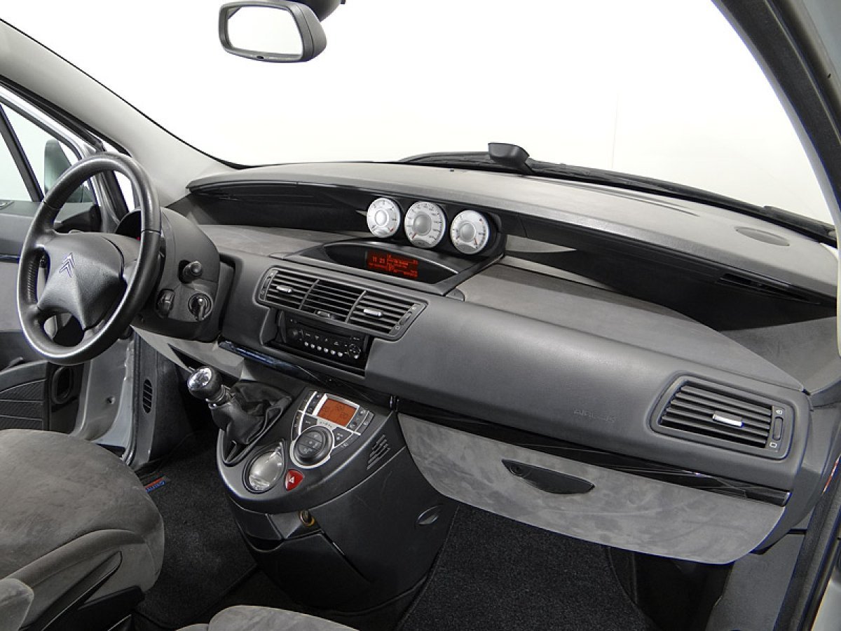 Foto Citroën C8 30